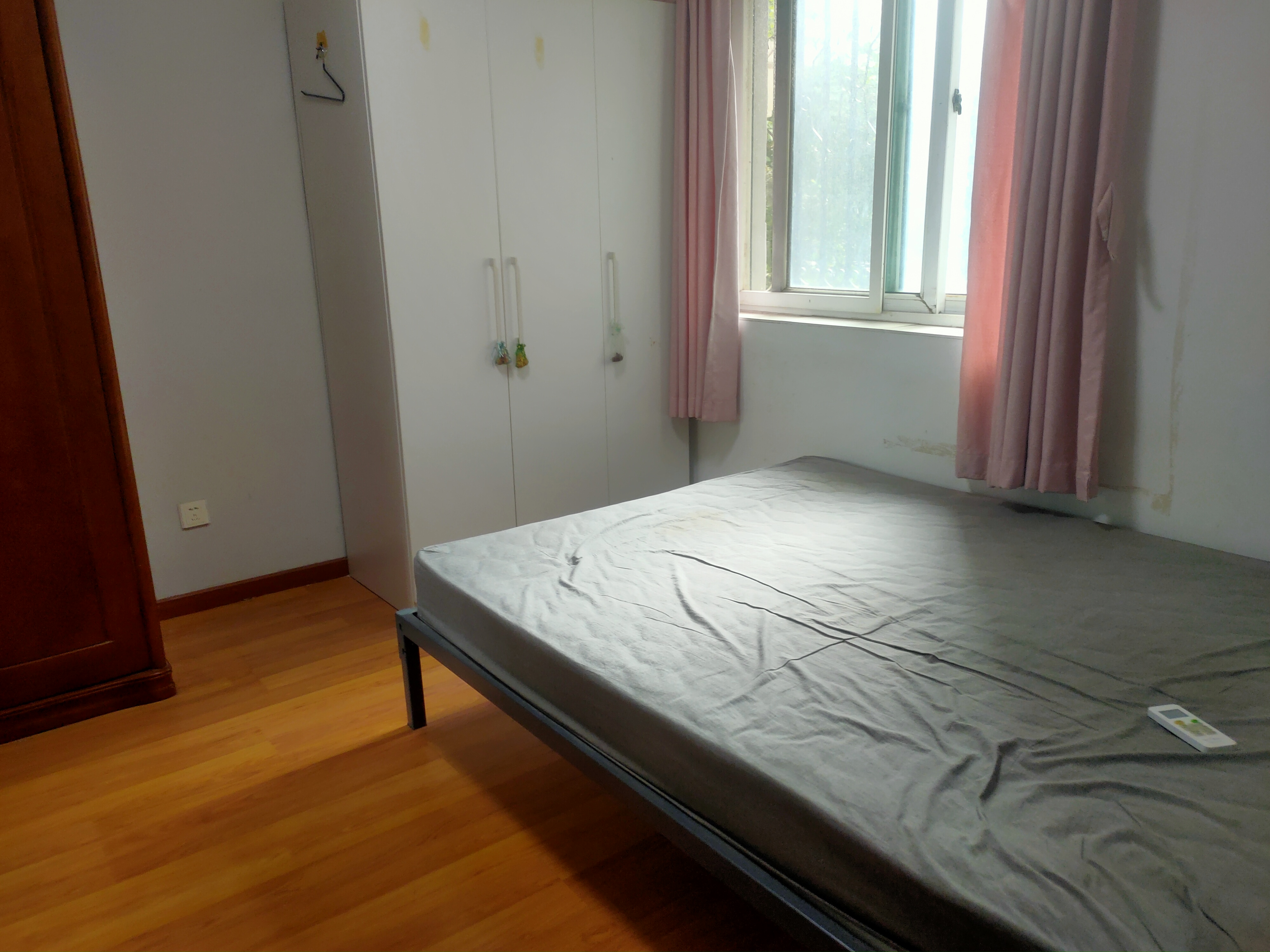 茉藜园小区 随时看房·