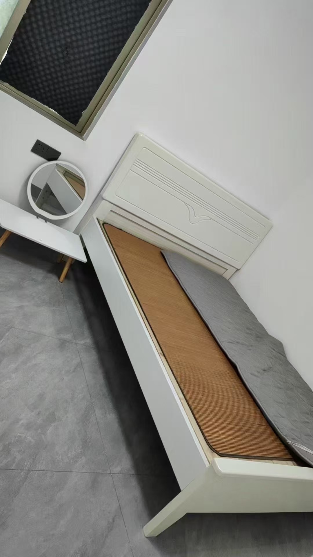 雷州市官茂村顺心楼 随时看房·