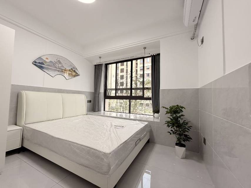 荆泽豪园 1居室 2100元/月