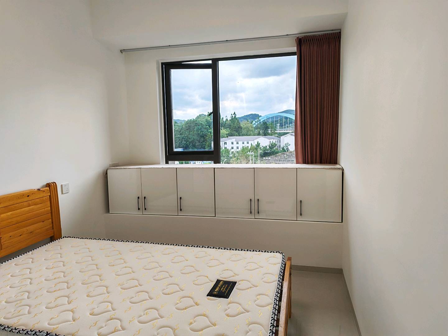 优品道现代城 随时看房·