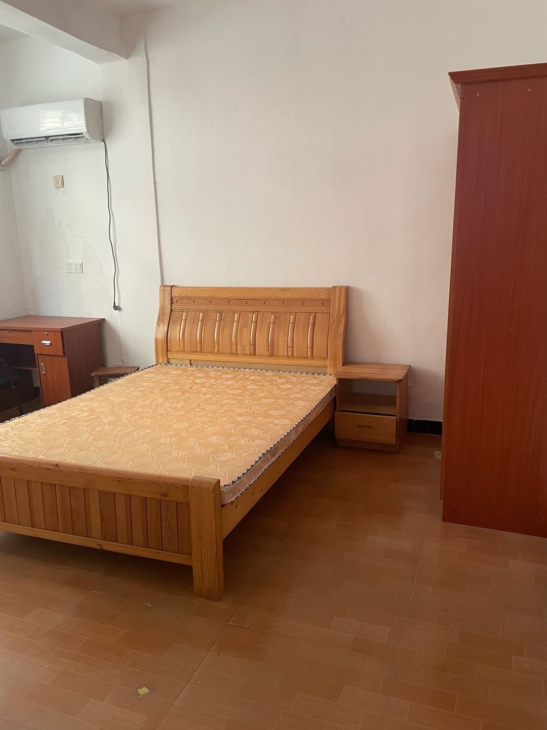 上白水小区 1居室 600元/月