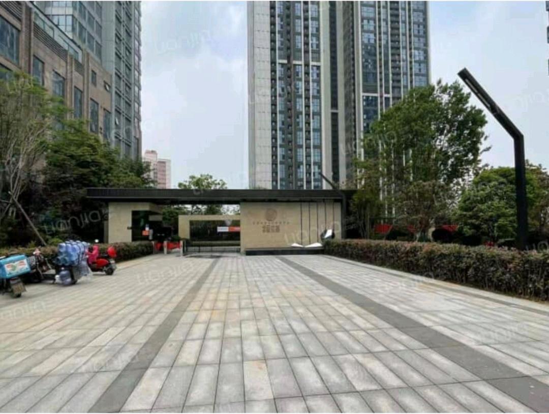 越秀星悦莑 随时看房·