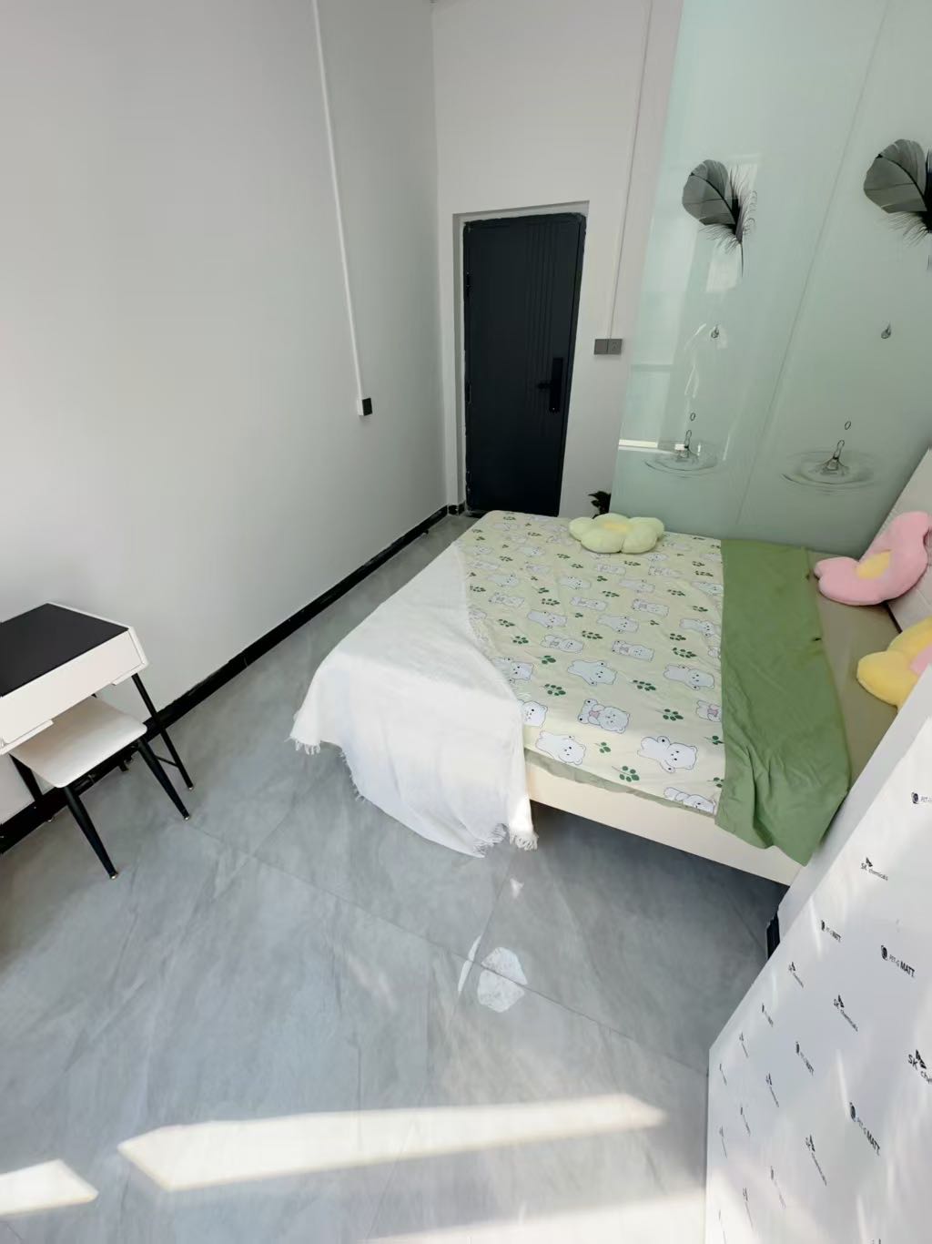 佰年南区 1居室 800元/月