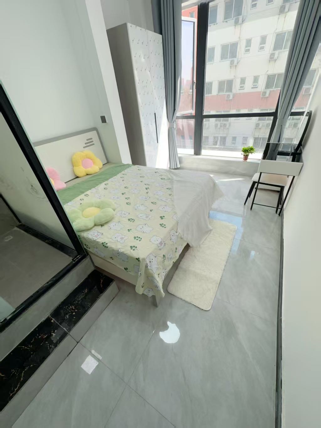 佰年南区 随时看房·