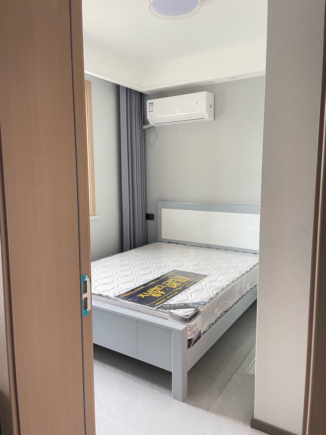 翁梅新苑 2居室 2200元/月