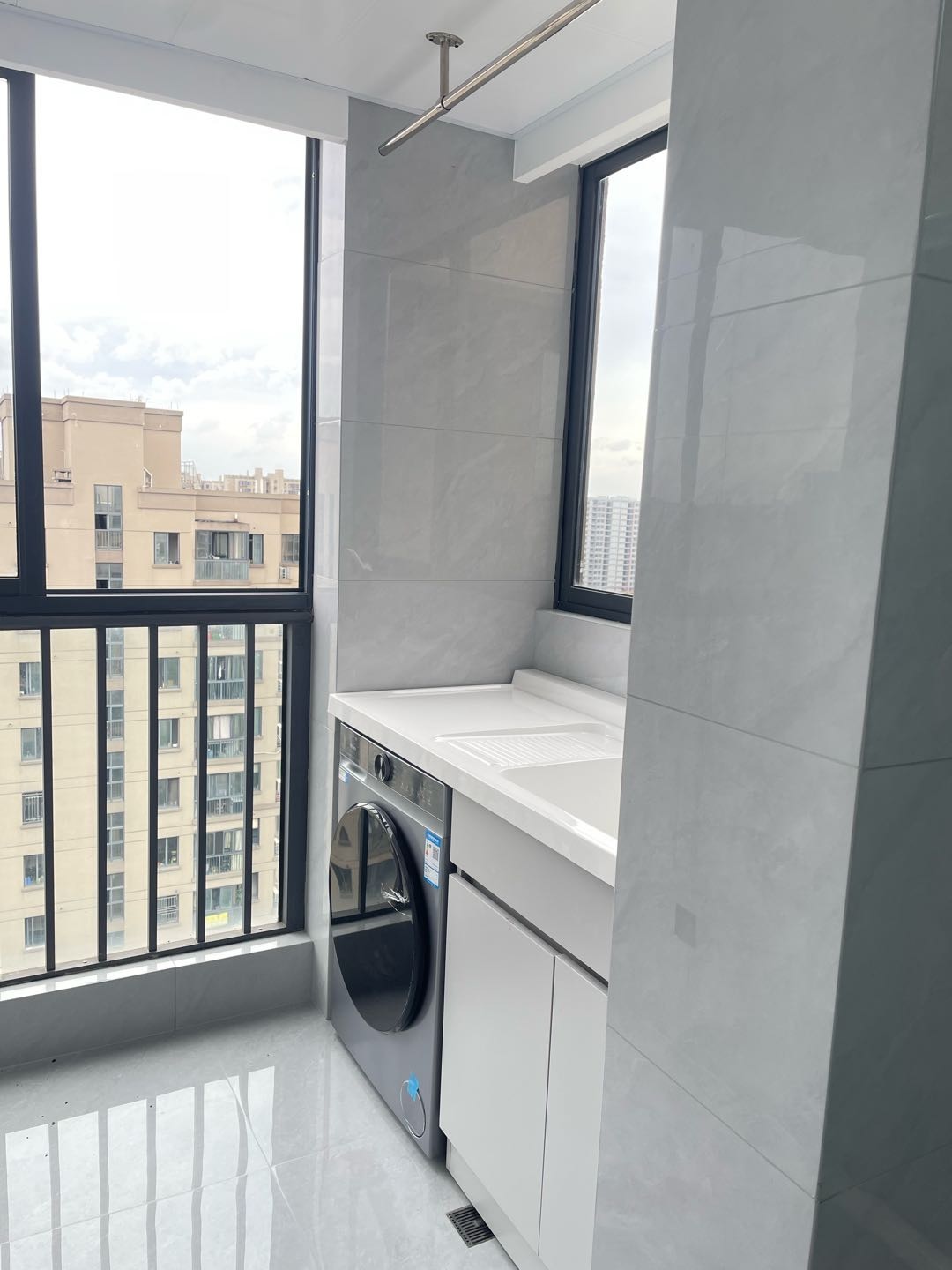 翁梅新苑 随时看房·