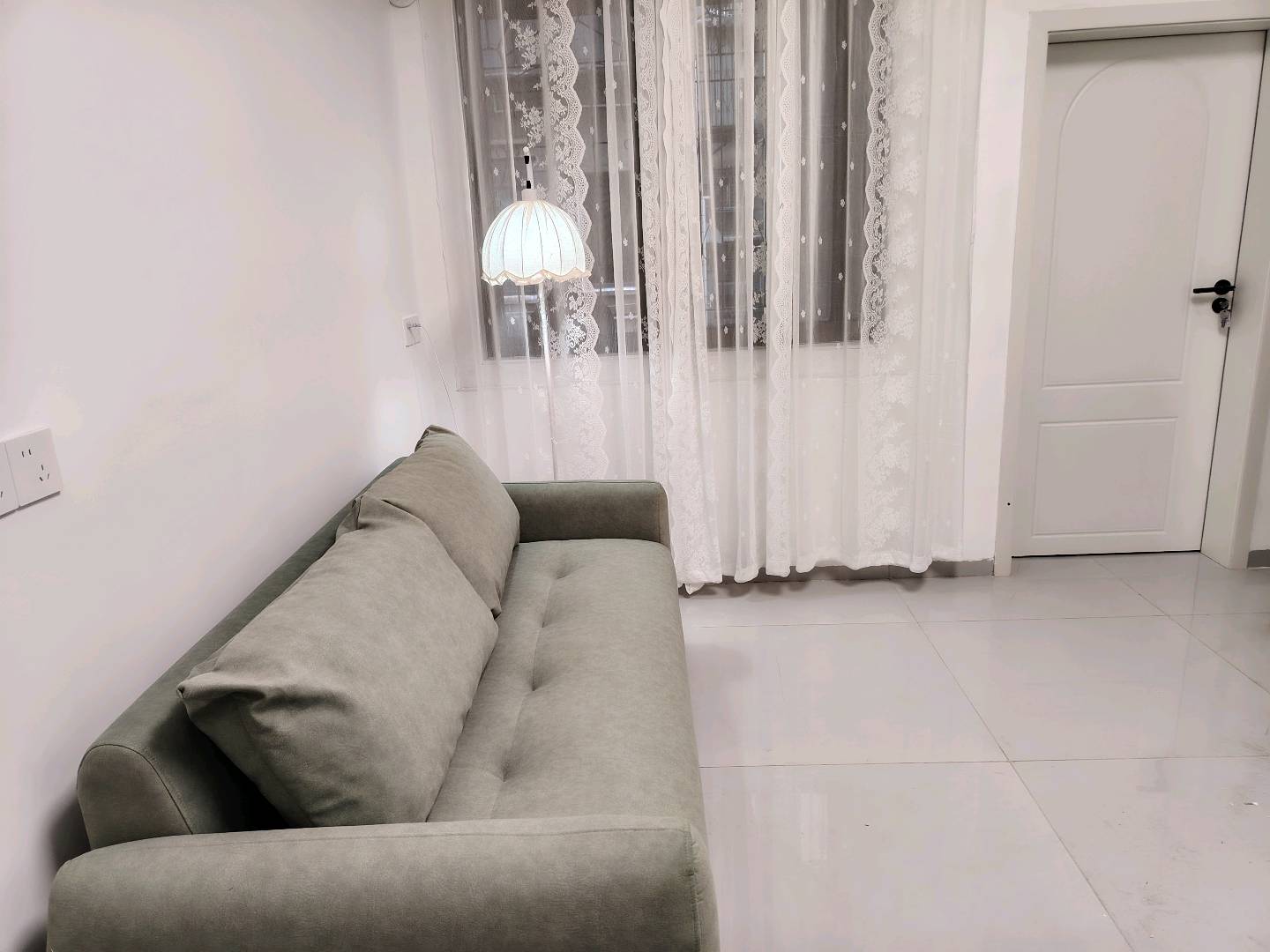 三多路公安局宿舍旁 随时看房·