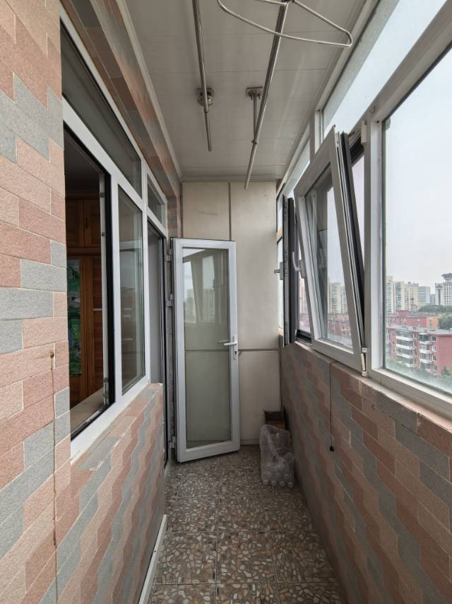 中科院华严北里 随时看房·