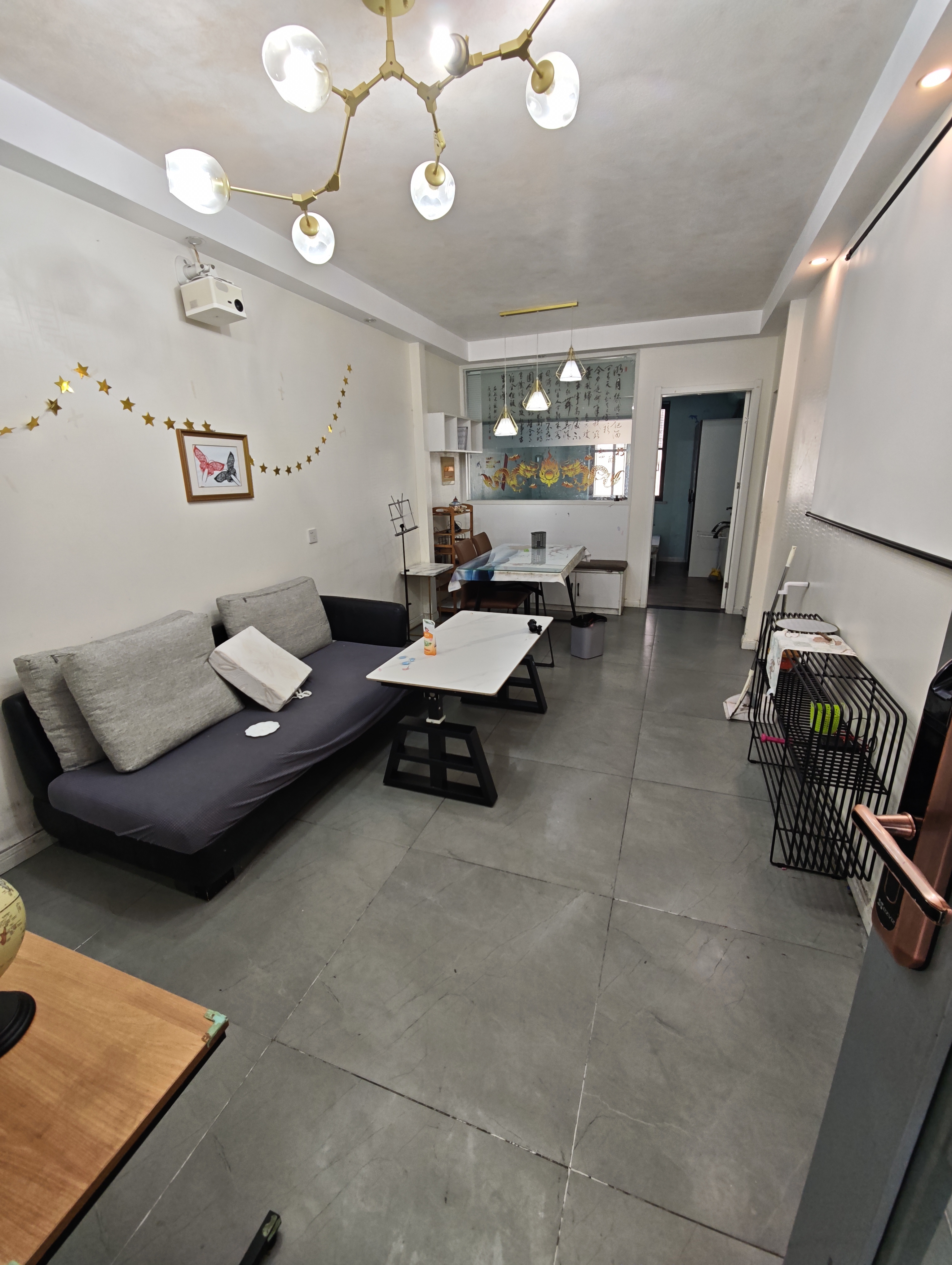 杏花街37号 2居室 1800元/月