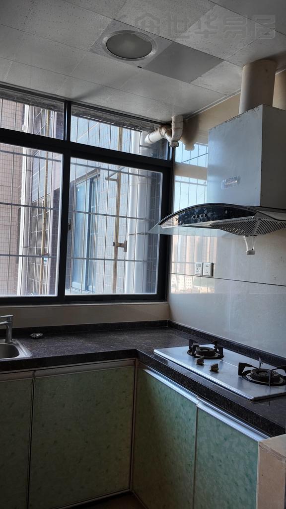 城市绿洲 随时看房·