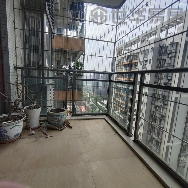 华夏世纪花园 随时看房·