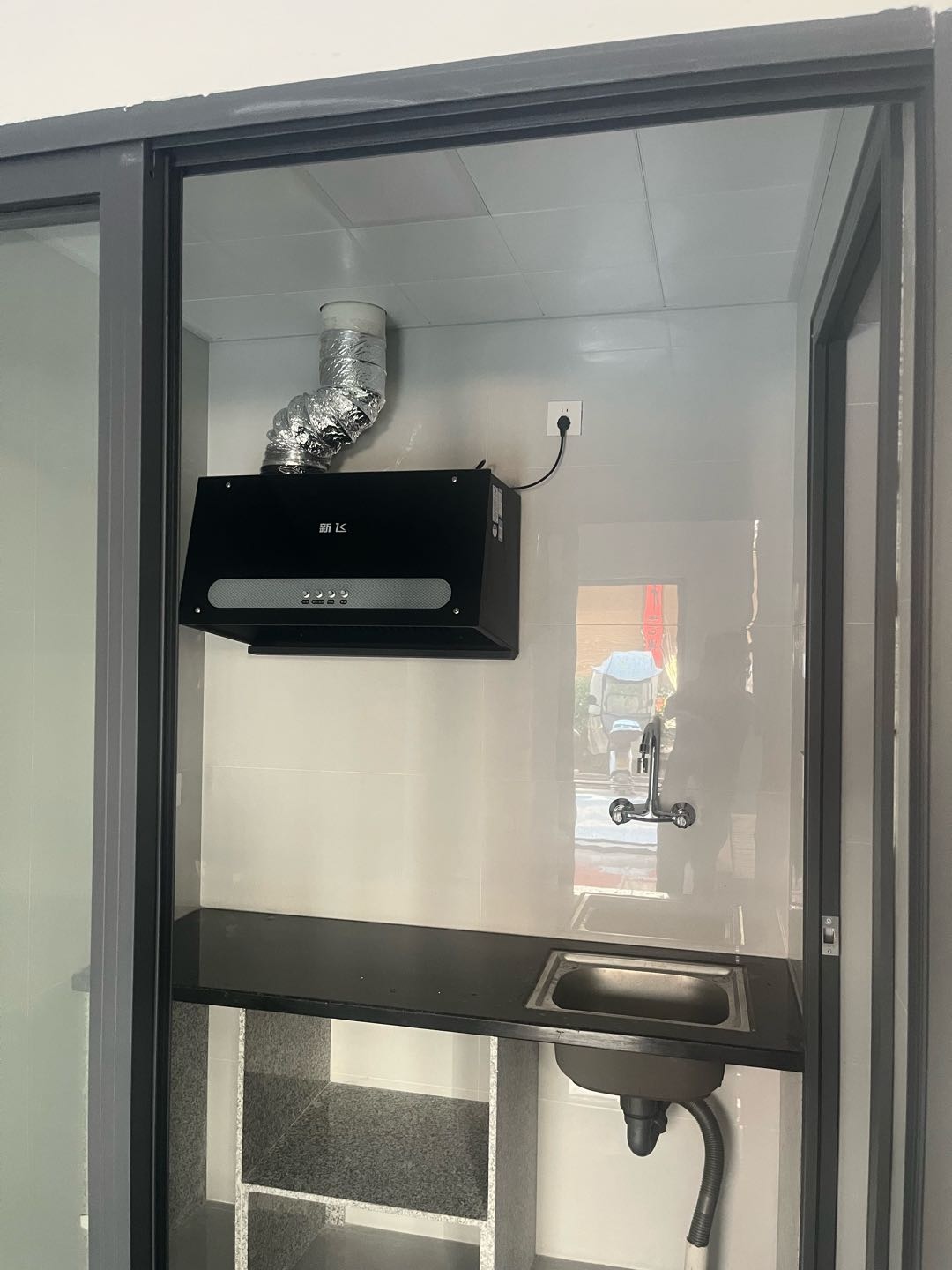 西塔一路242幢8号 随时看房·