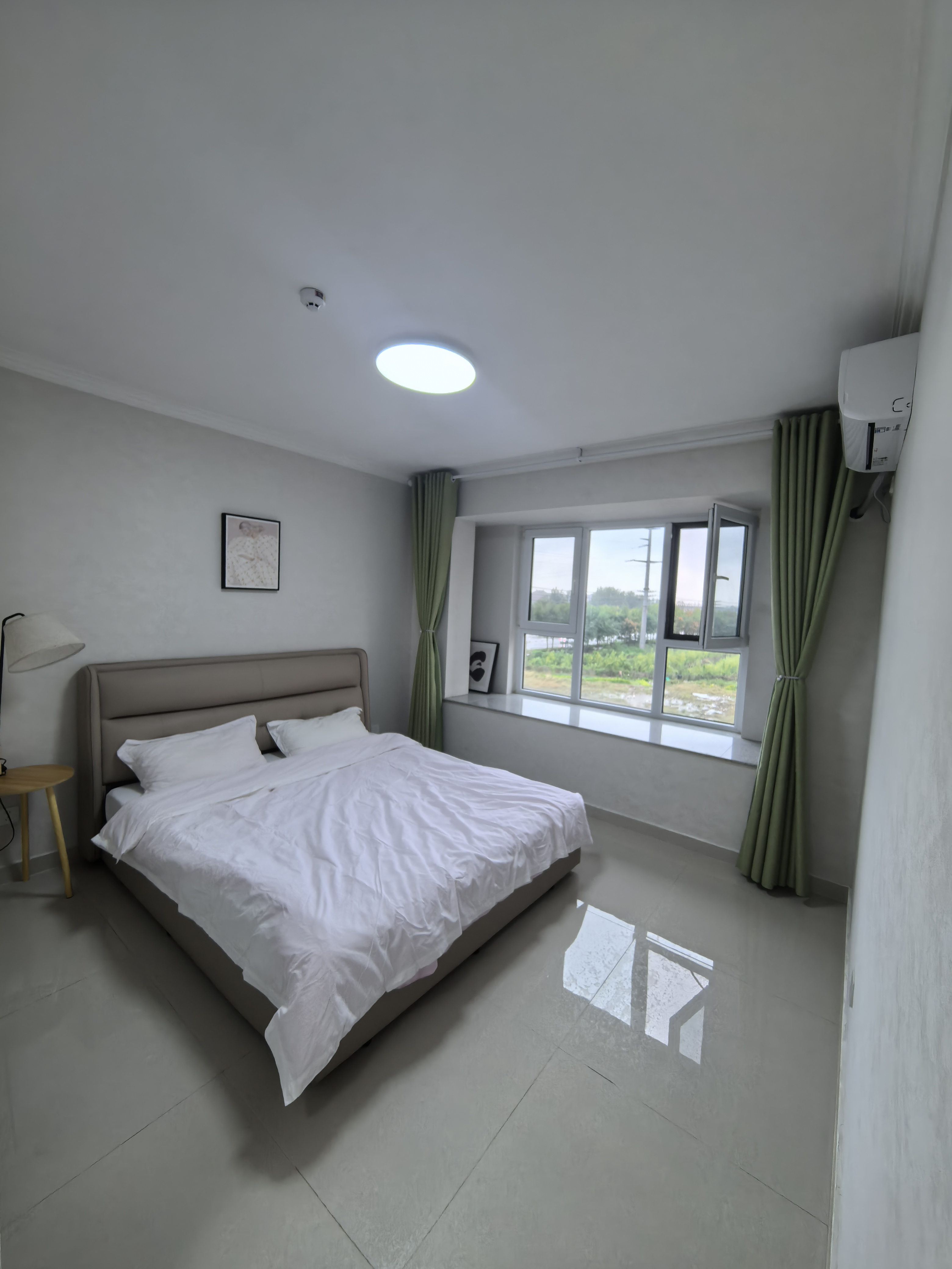 学府新居 随时看房·