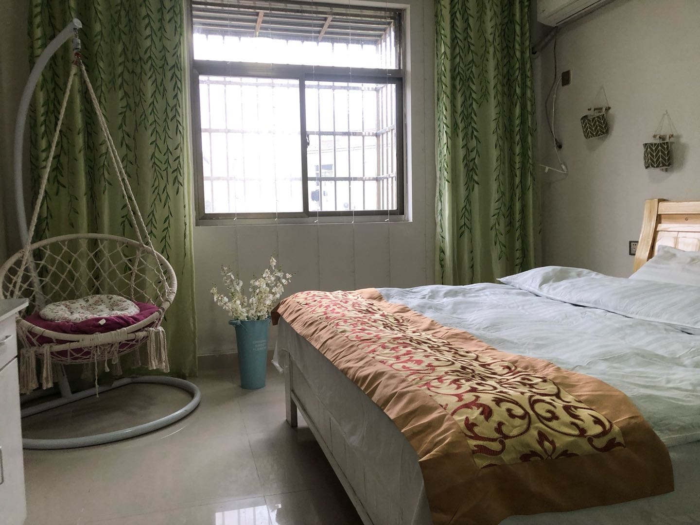 世纪园 1居室 550元/月