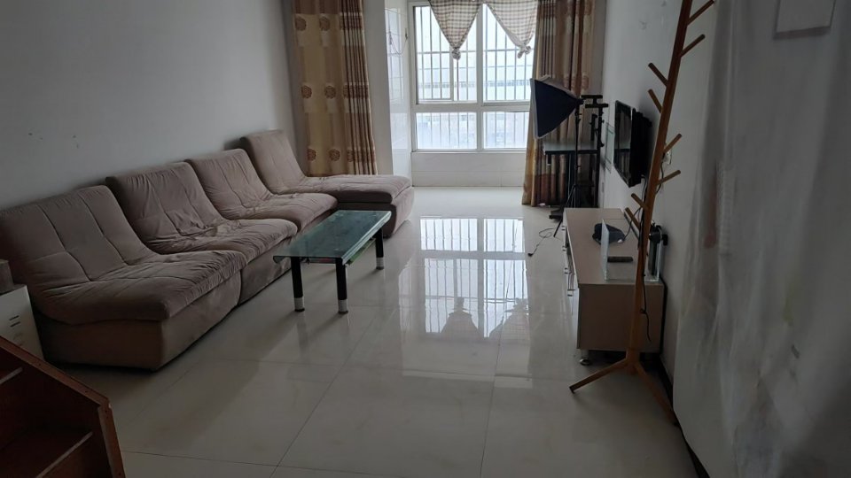 尚品名城 2居室 800元/月