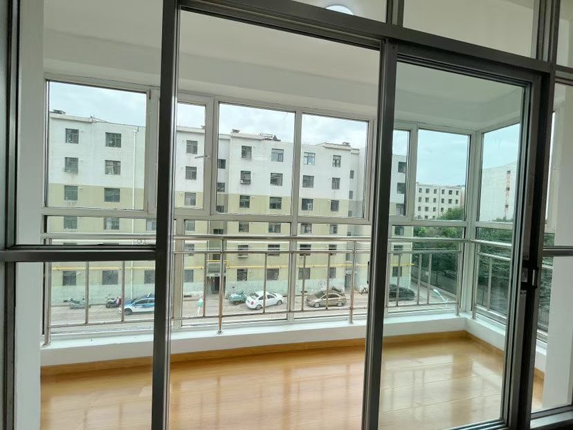 彭家寨西区 随时看房·