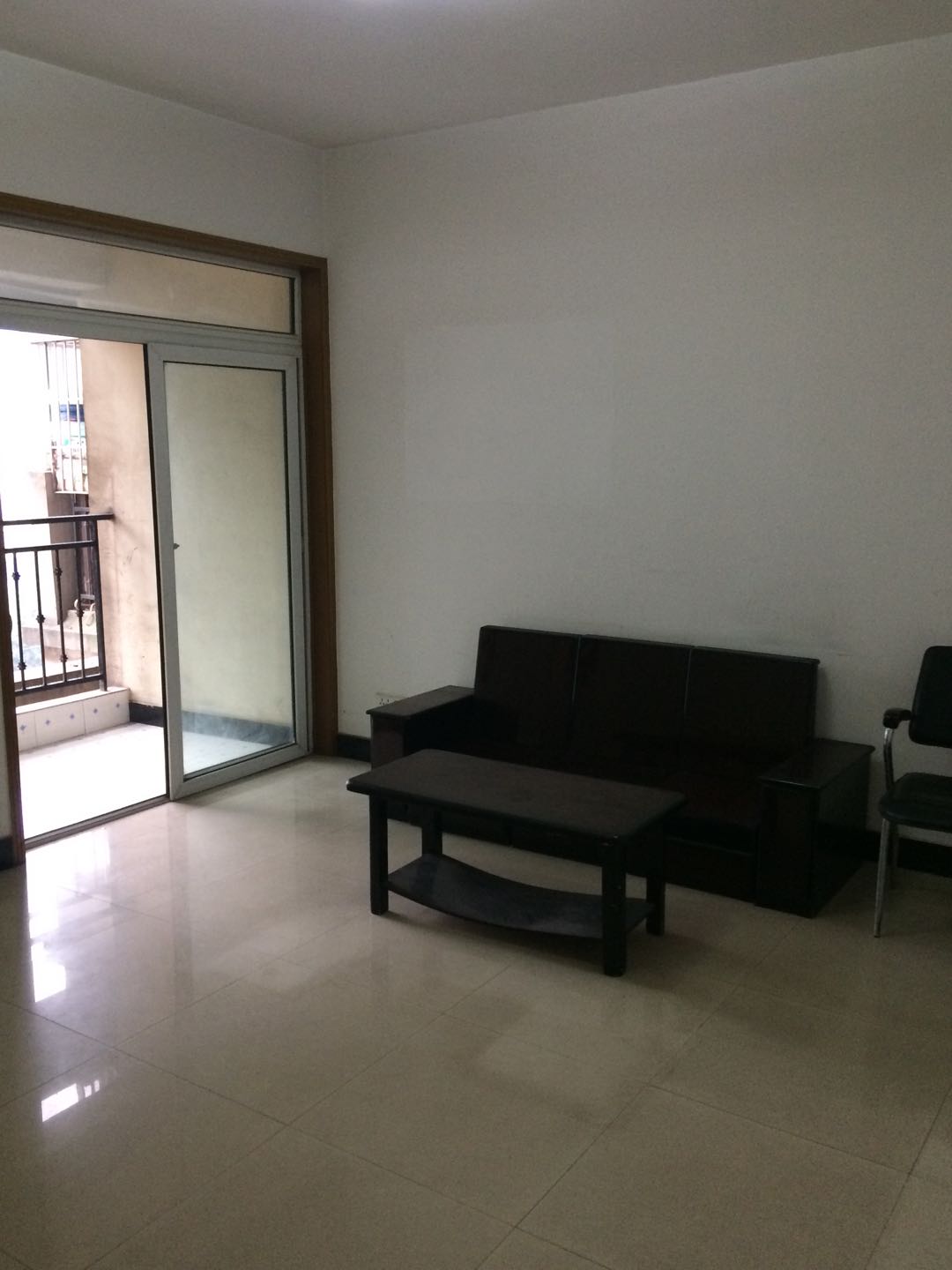 蓝谷黑骏 1居室 950元/月