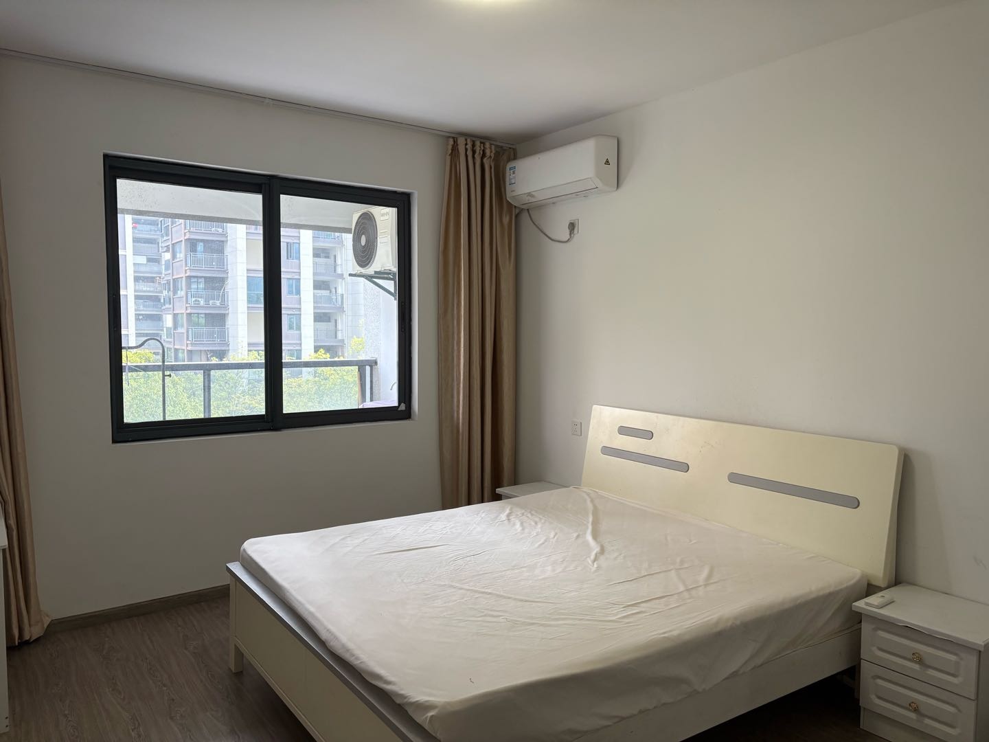 玲珑郡 随时看房·