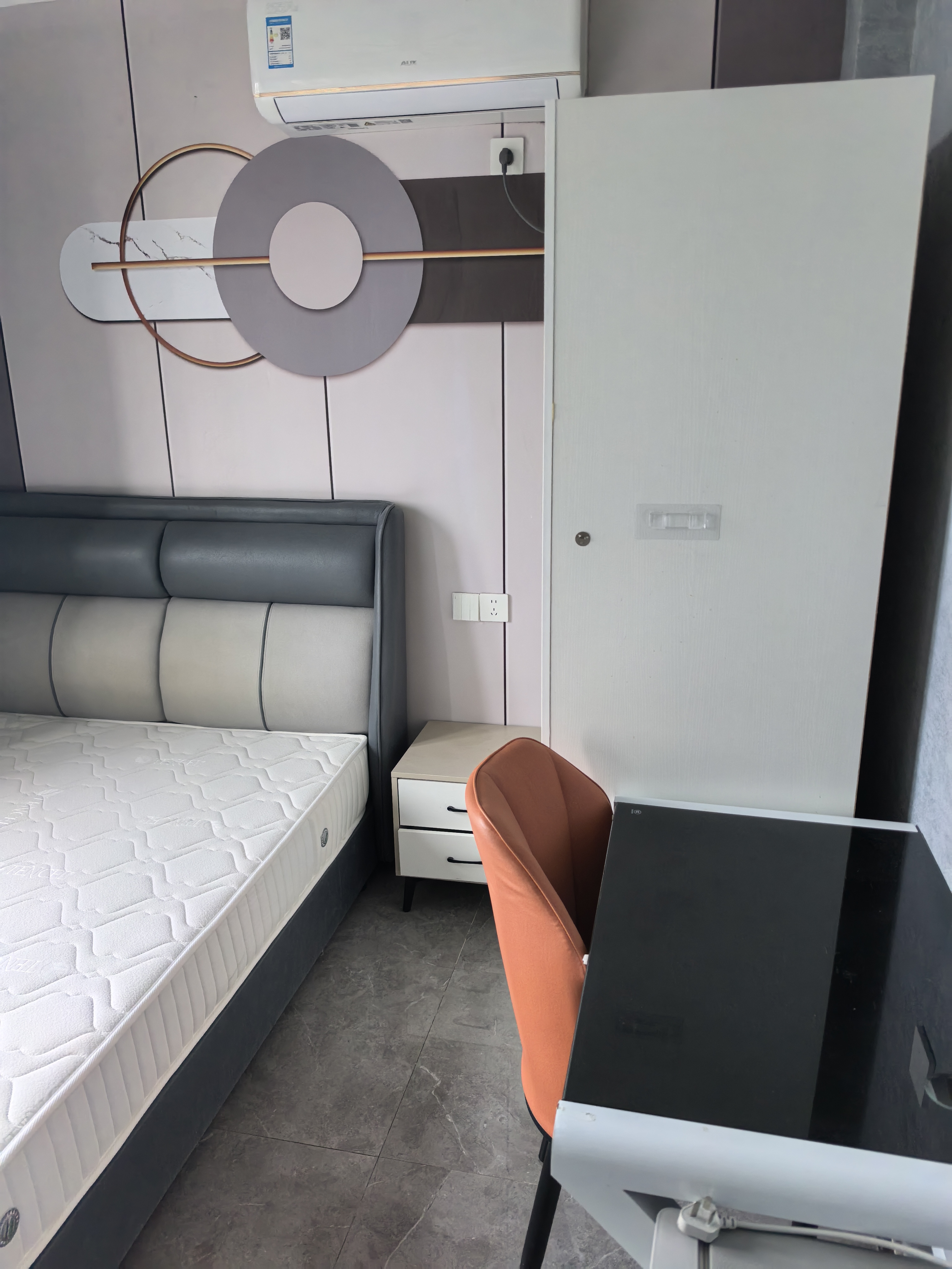 启越府 4居室 1700元/月