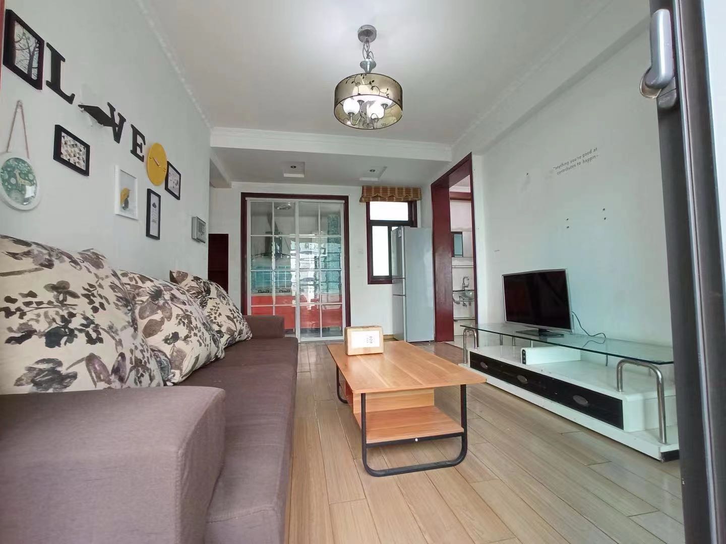 圣菲城小区 1居室 1800元/月