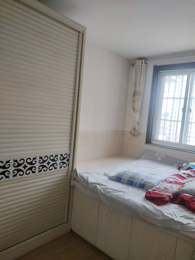 樱花时尚小区 随时看房·