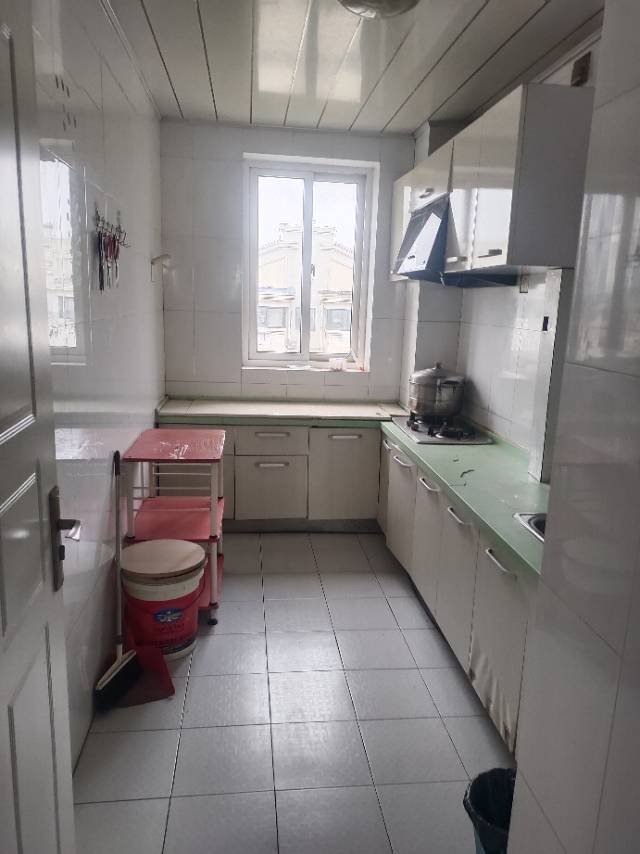 樱花时尚小区 随时看房·