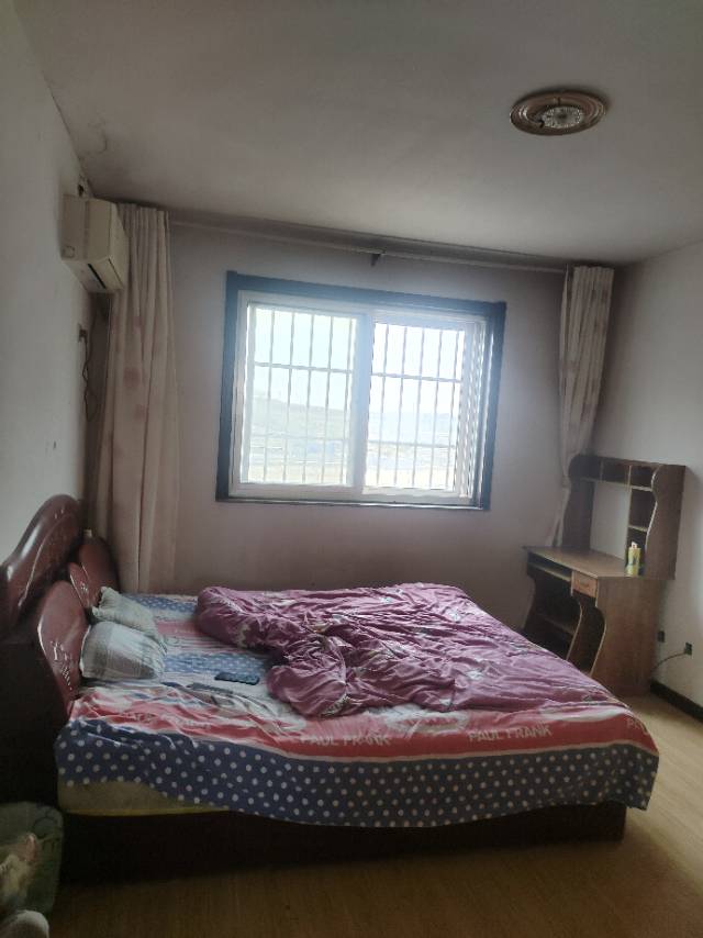 樱花时尚小区 随时看房·