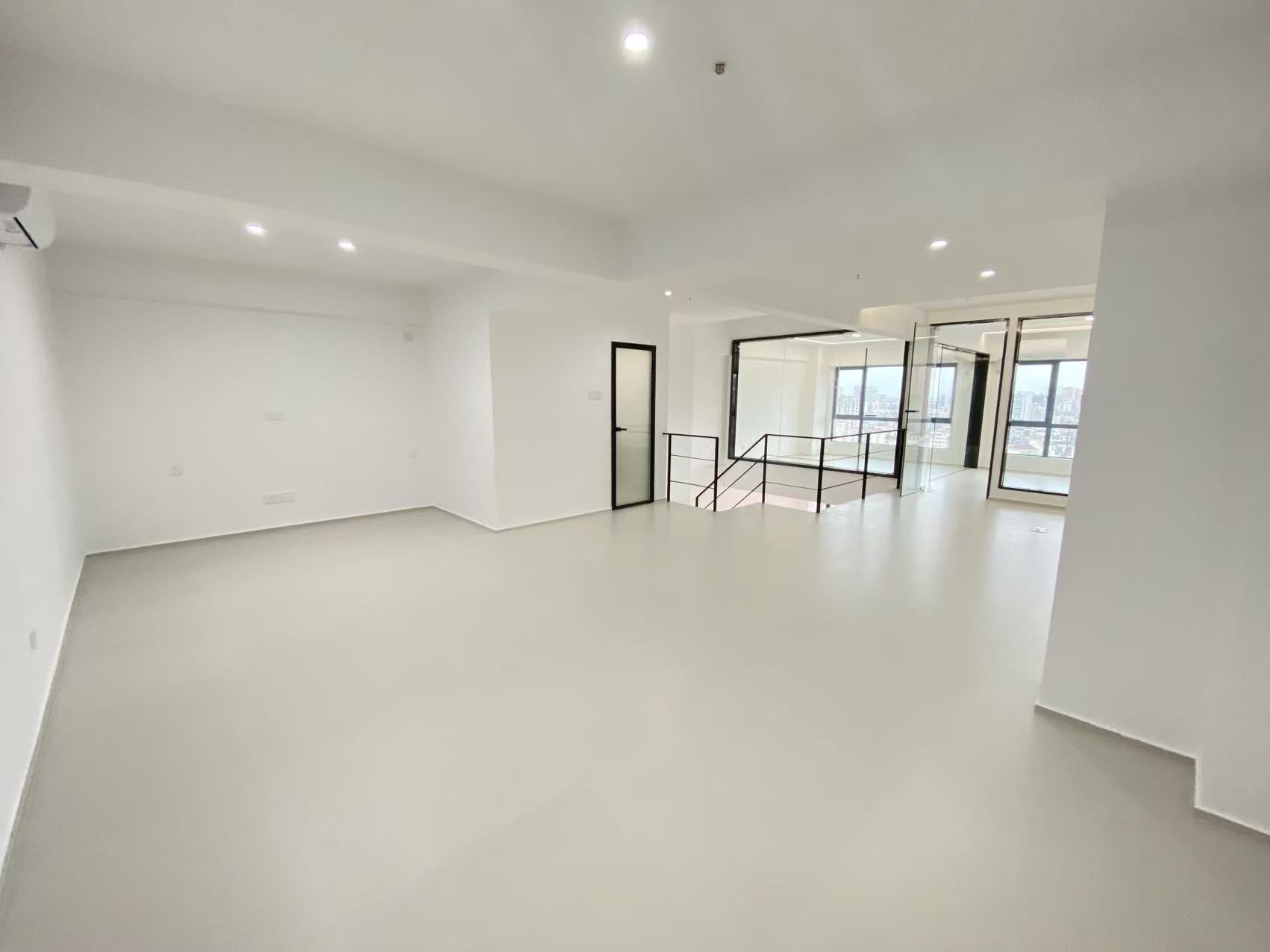 龙湖光年 随时看房·