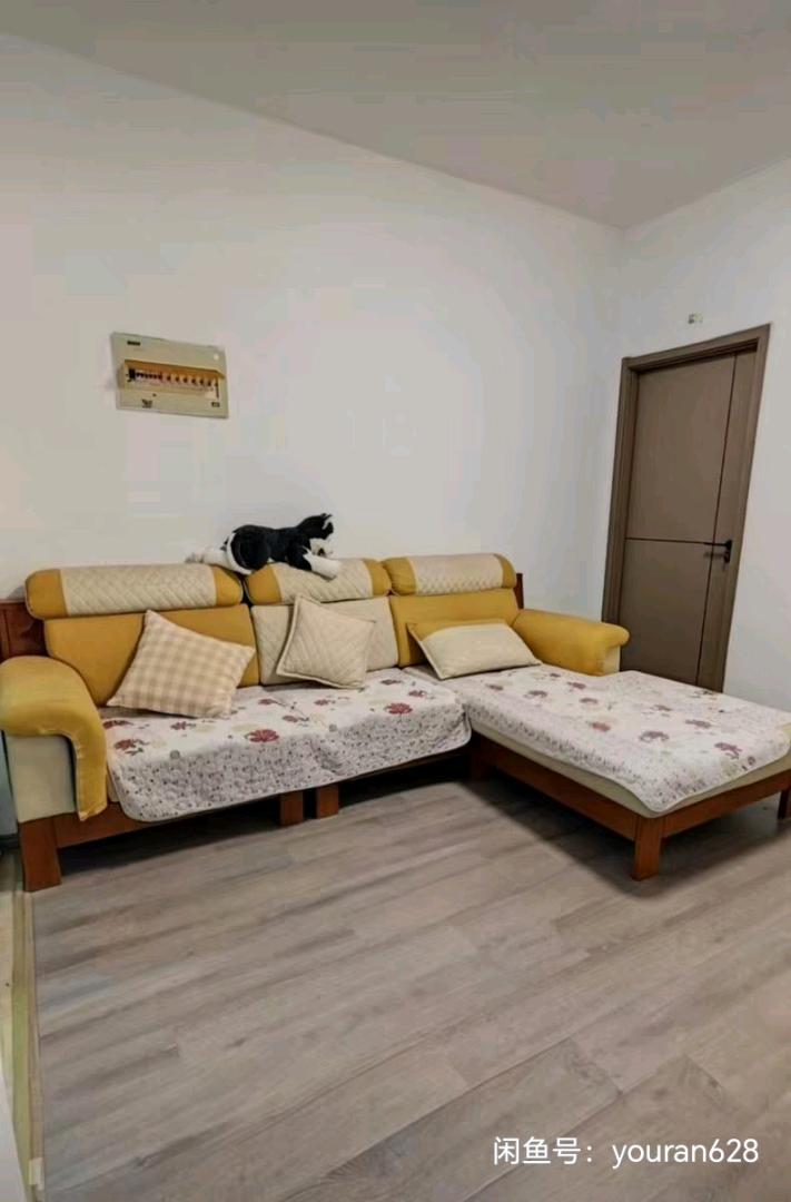 天玥中心 3居室 1300元/月