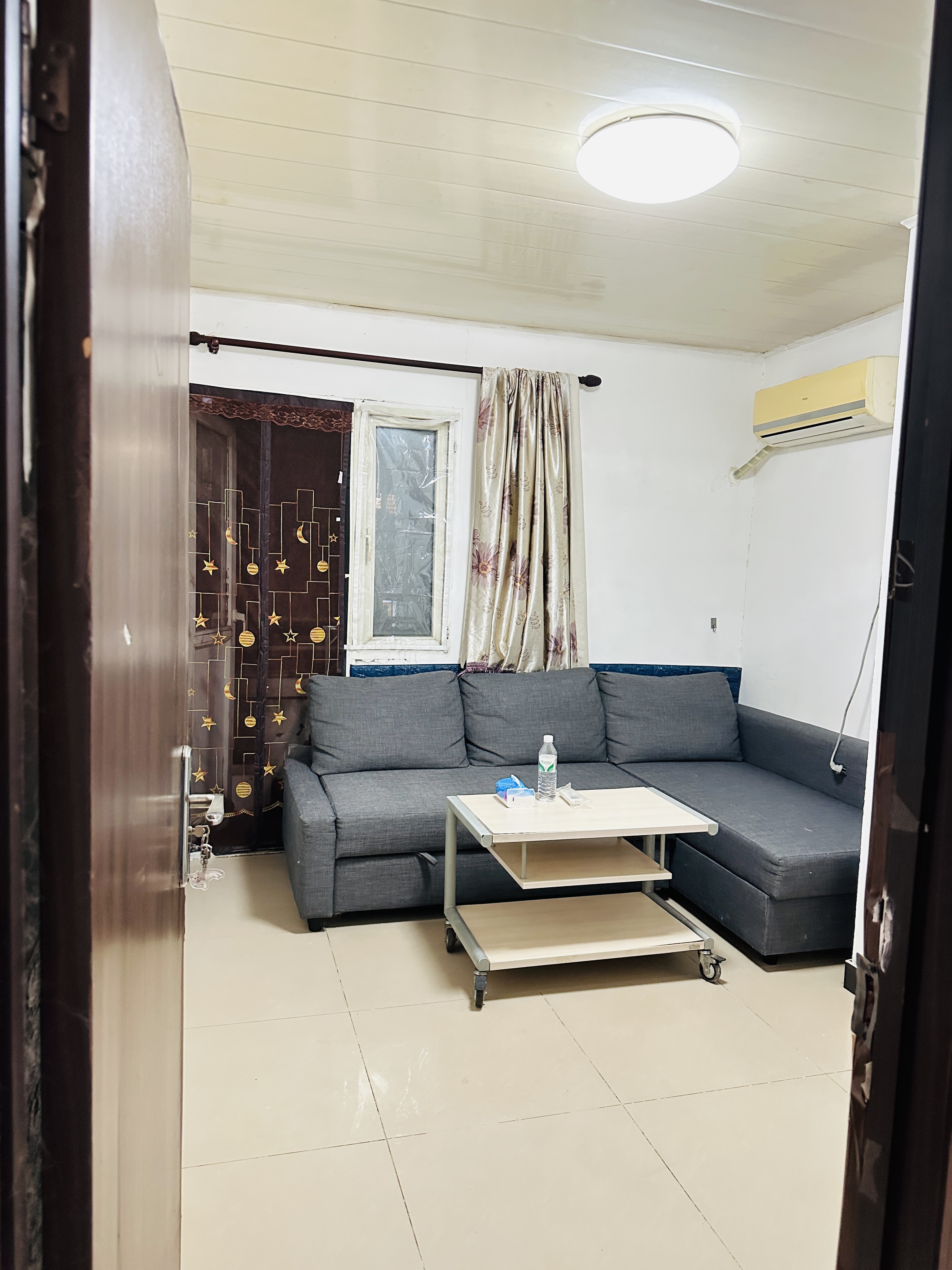 芳源里 2居室 2600元/月