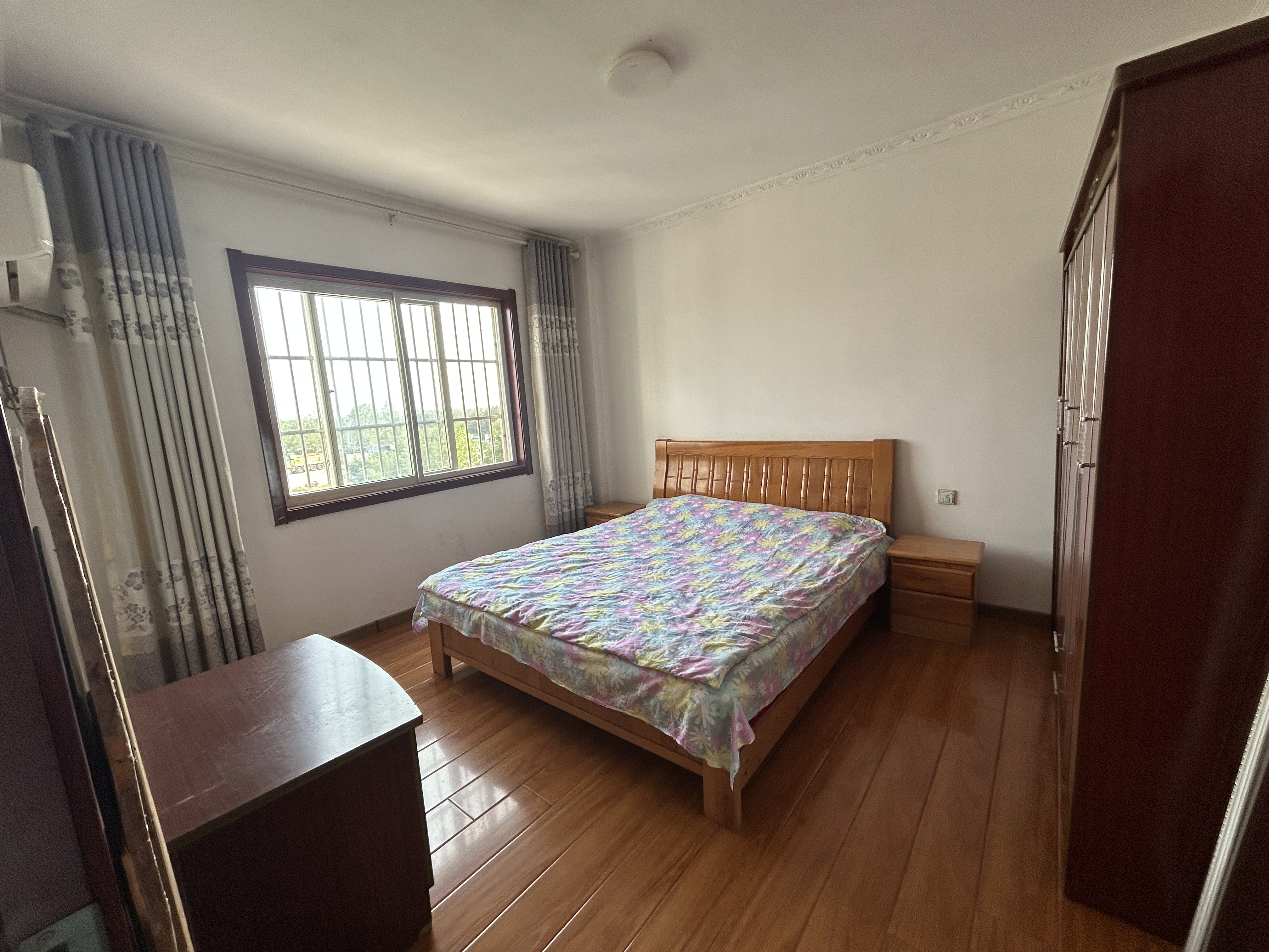 姑塘新村 随时看房·