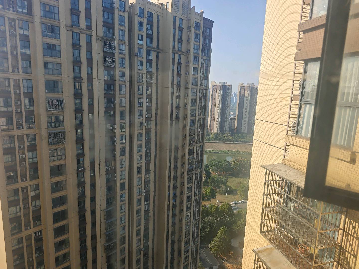 兰亭湾畔一期 随时看房·