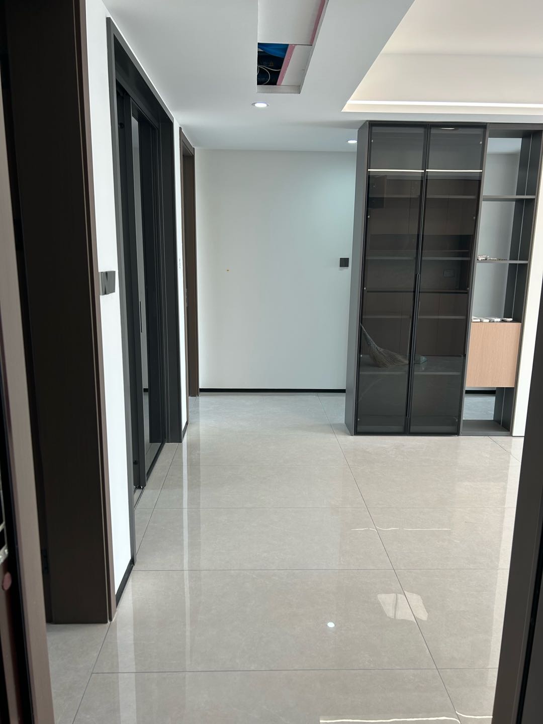 兰花名邸 随时看房·