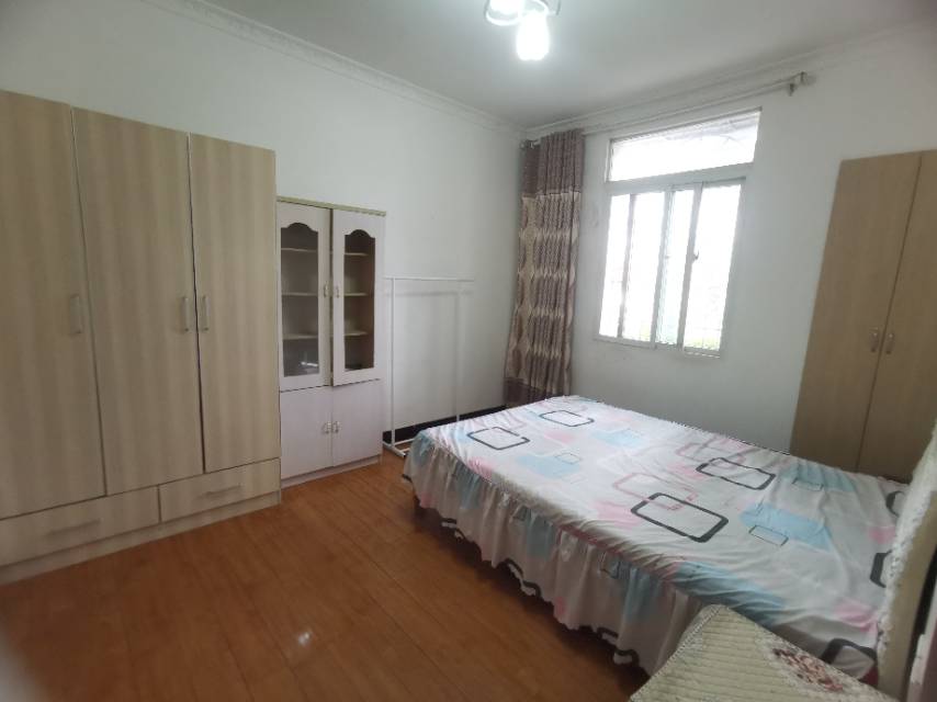 江油市江电小区 随时看房·