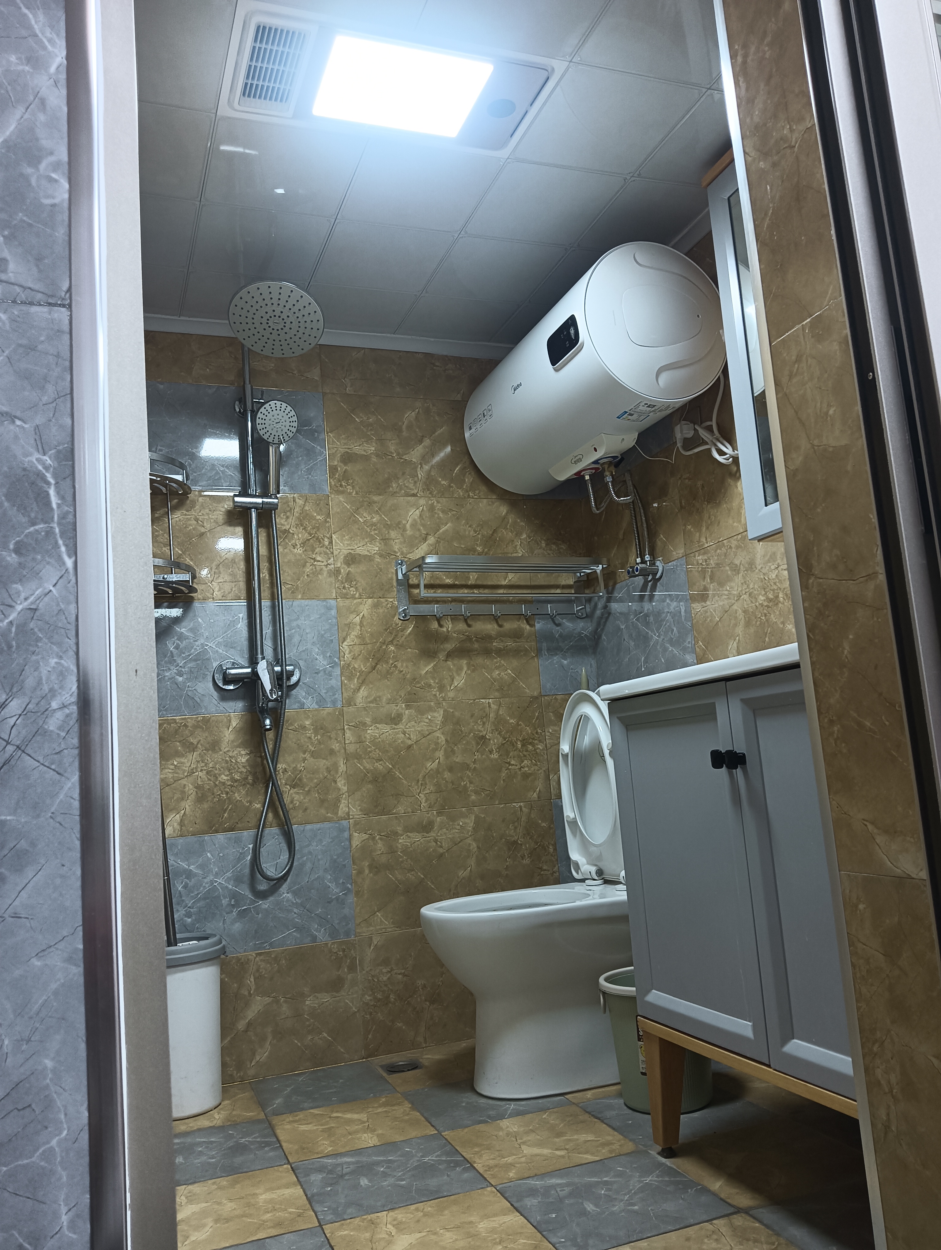 魔方公寓 随时看房·