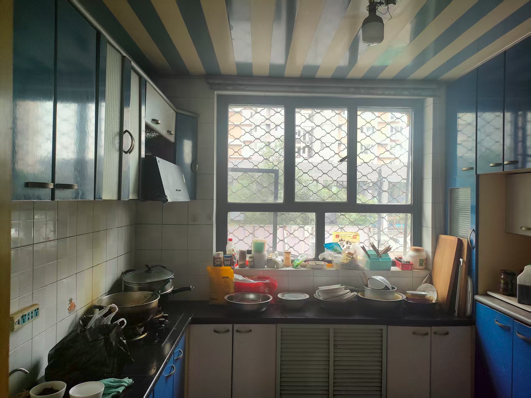 城区花园里前街白泊洼西街2-2-1 随时看房·