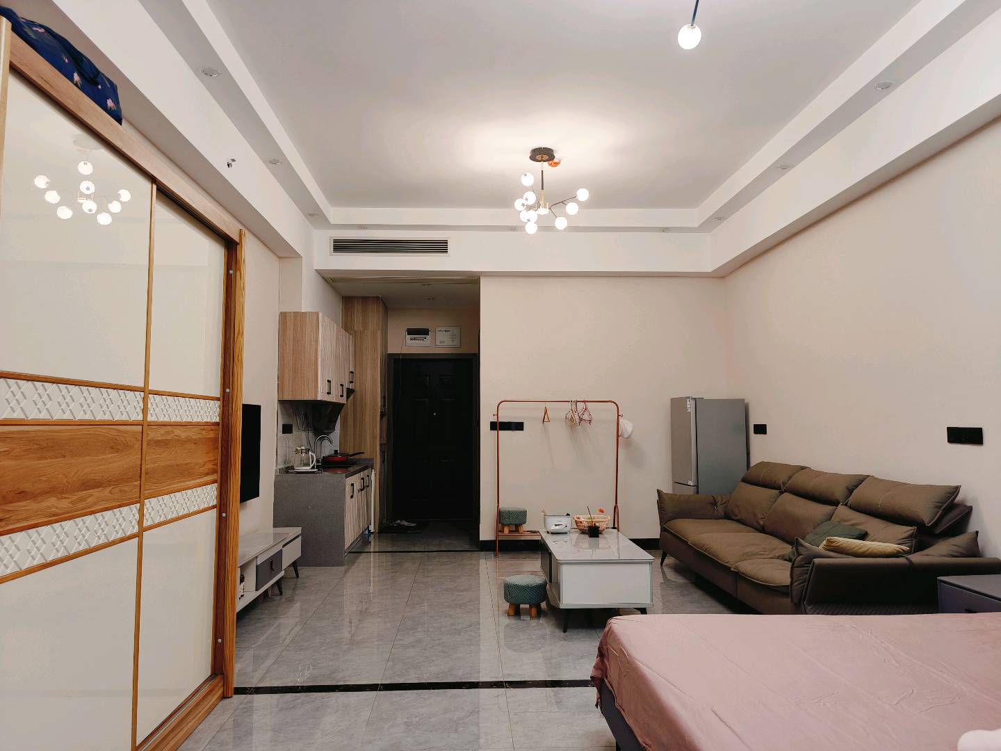 大学城富力城新壹站 随时看房·