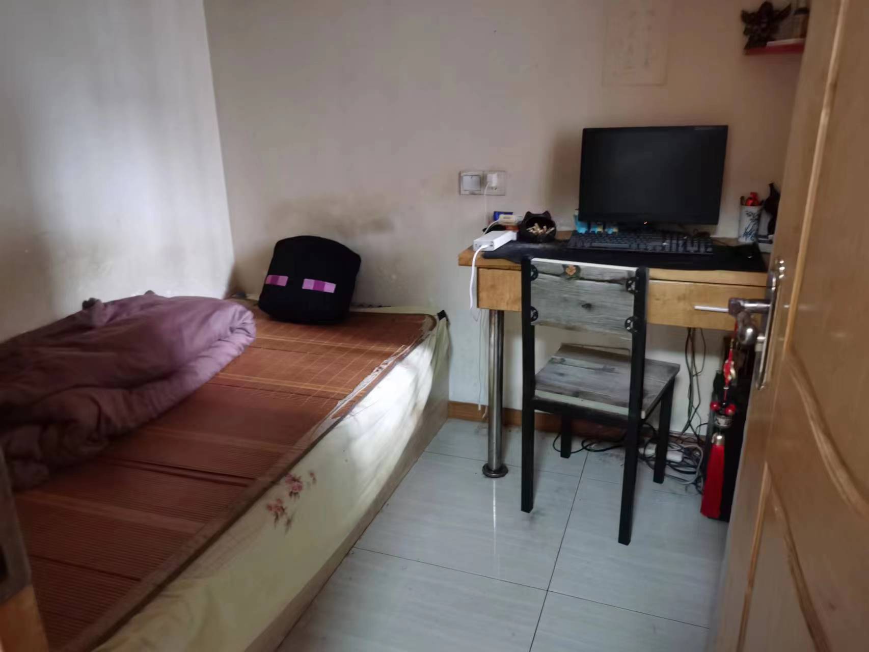 九莲新村 随时看房·