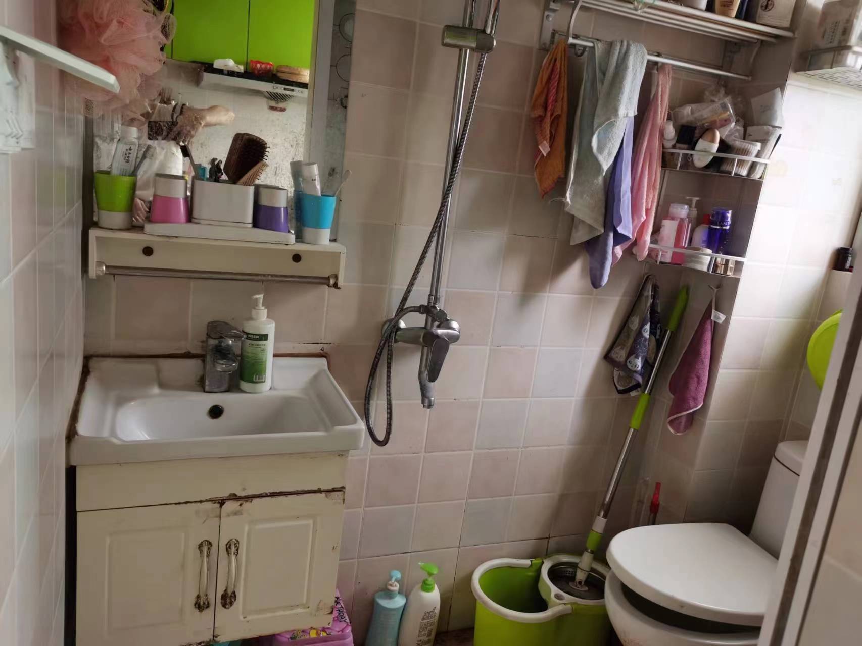 九莲新村 随时看房·