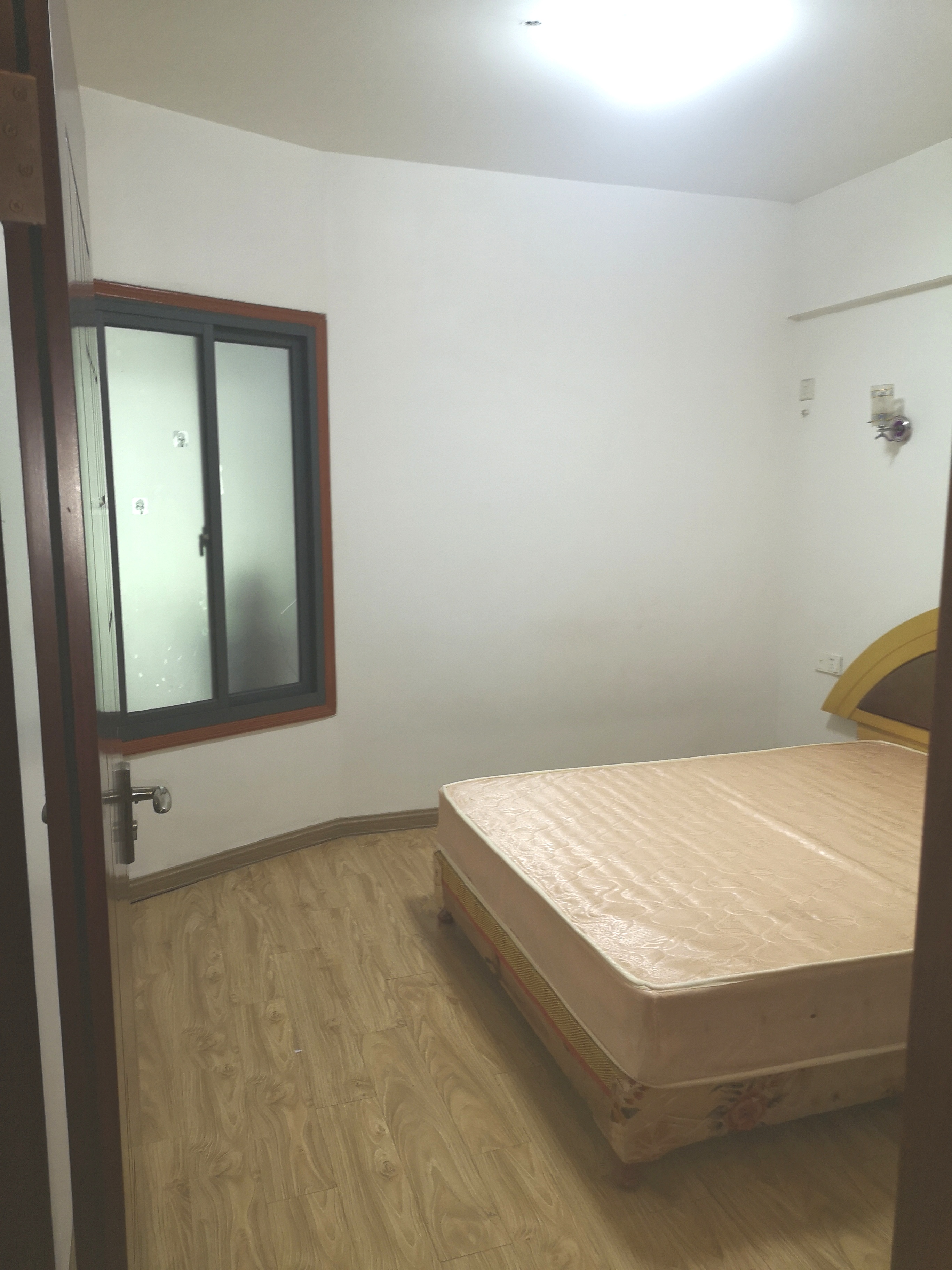 龙苑 C区 随时看房·