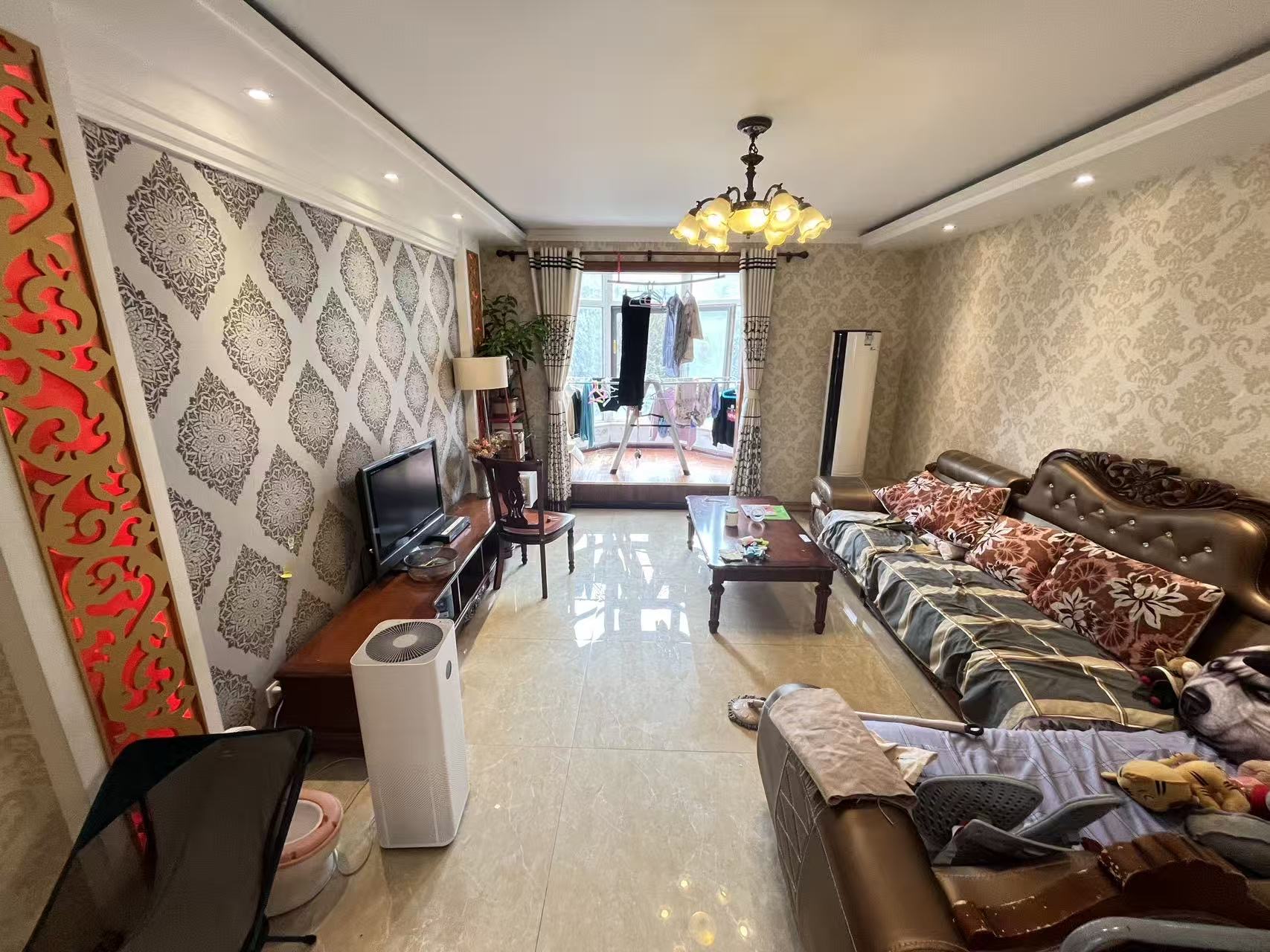 中海城圣朝菲 3居室 10000元/月