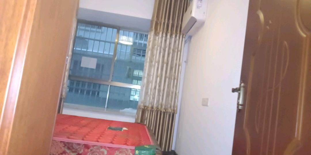 胡家幸福家园 随时看房·