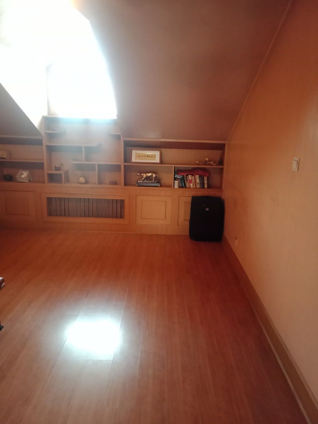 万科新城紫萍苑 随时看房·