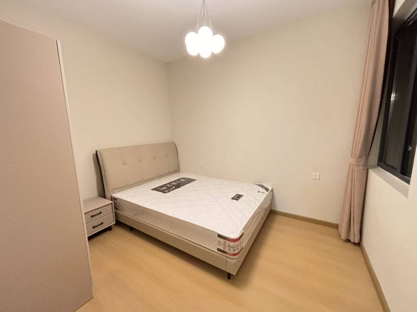 柳荷晓月 A 区 随时看房·