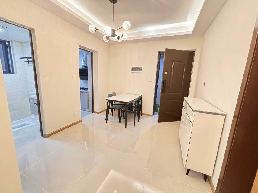 柳荷晓月 A 区 随时看房·