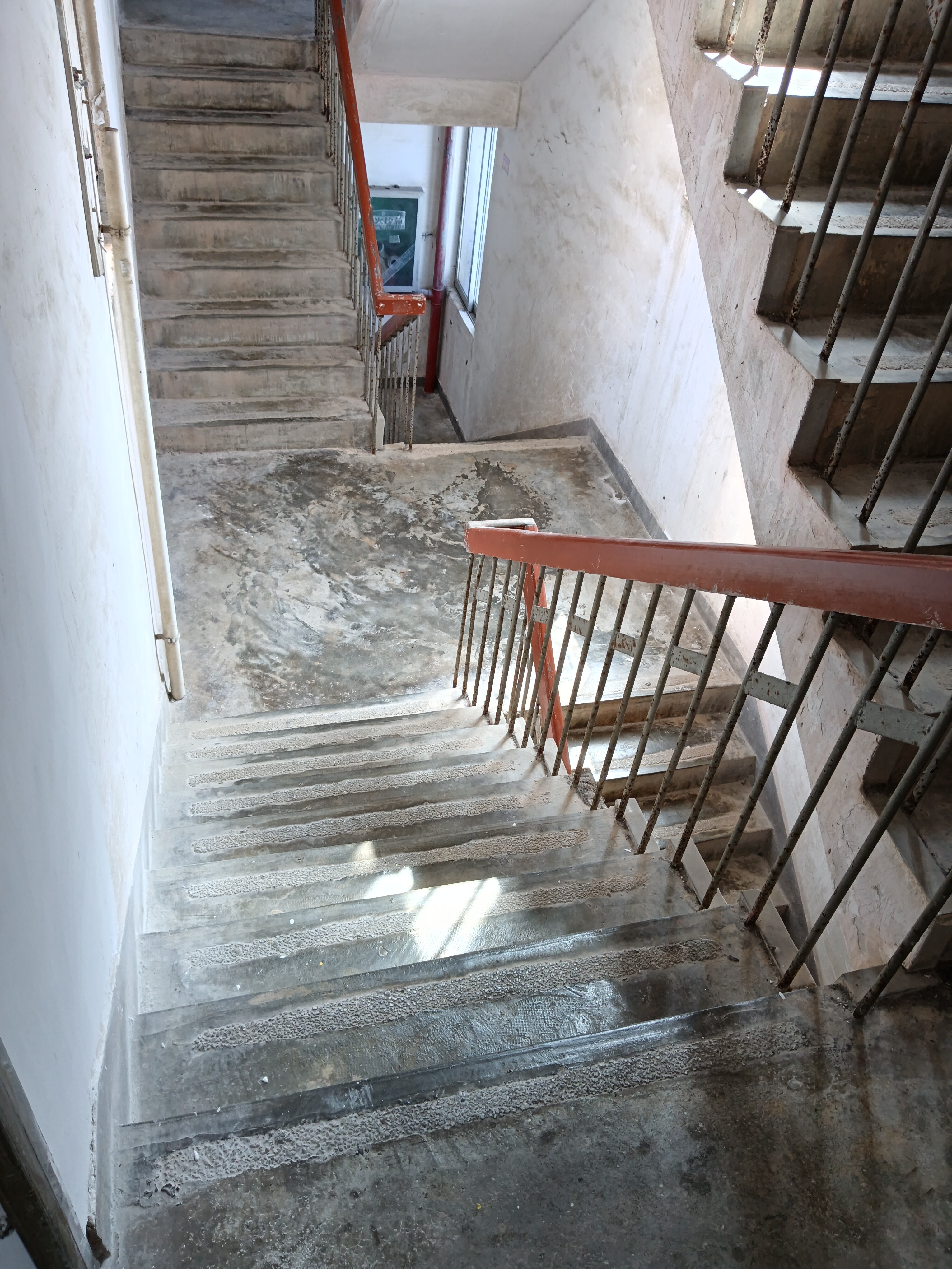 下贤教师村 随时看房·