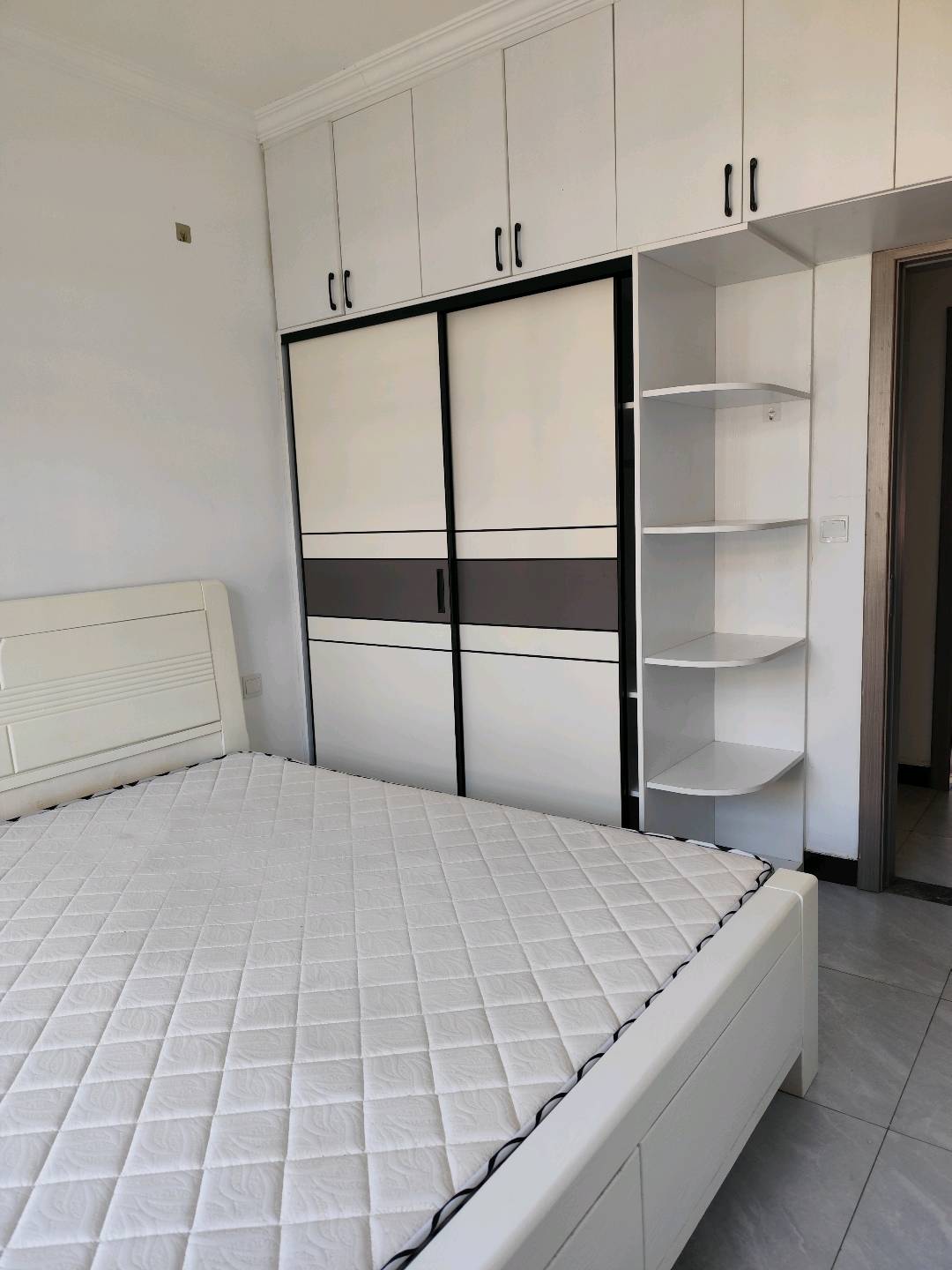 砚瓦池横街 随时看房·