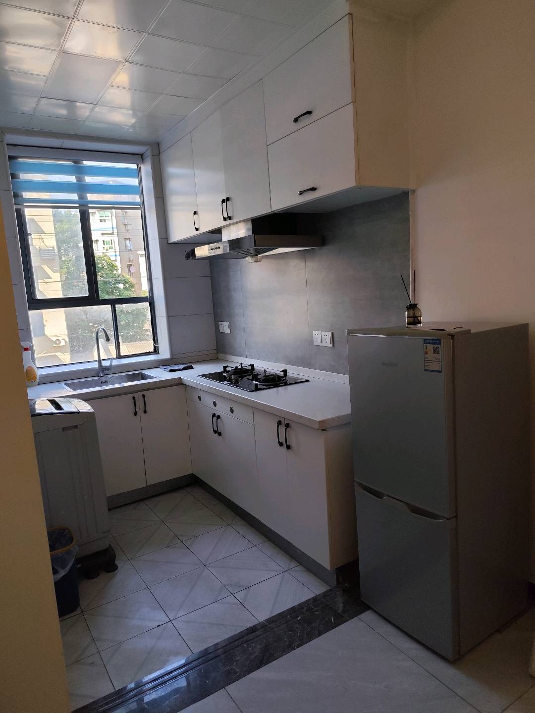 砚瓦池横街 随时看房·