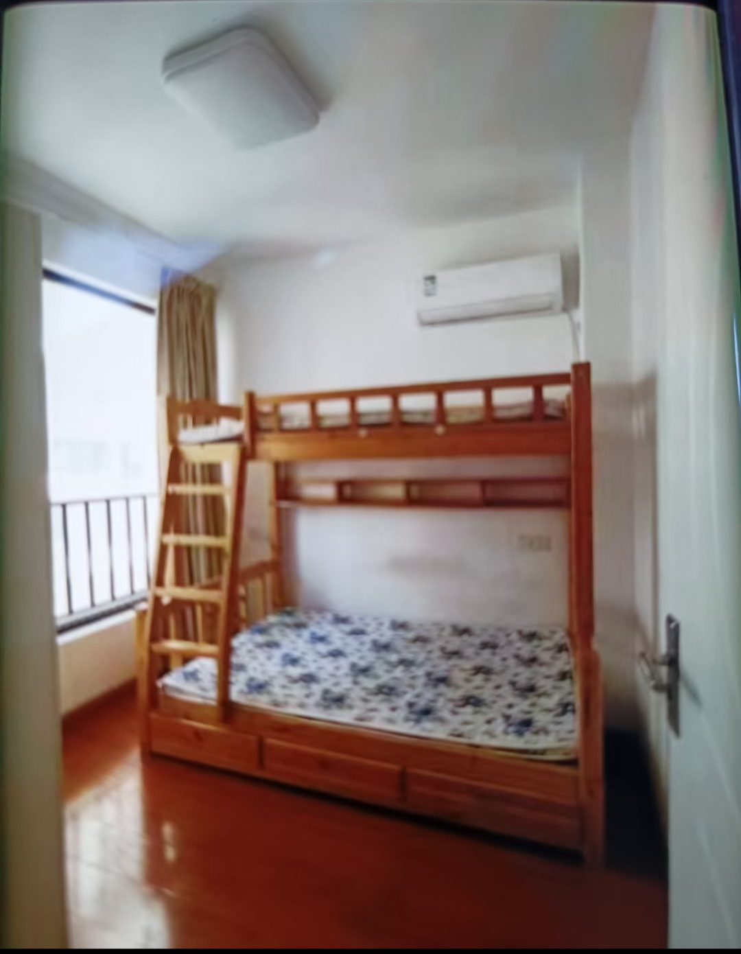 金地德圣中心 随时看房·