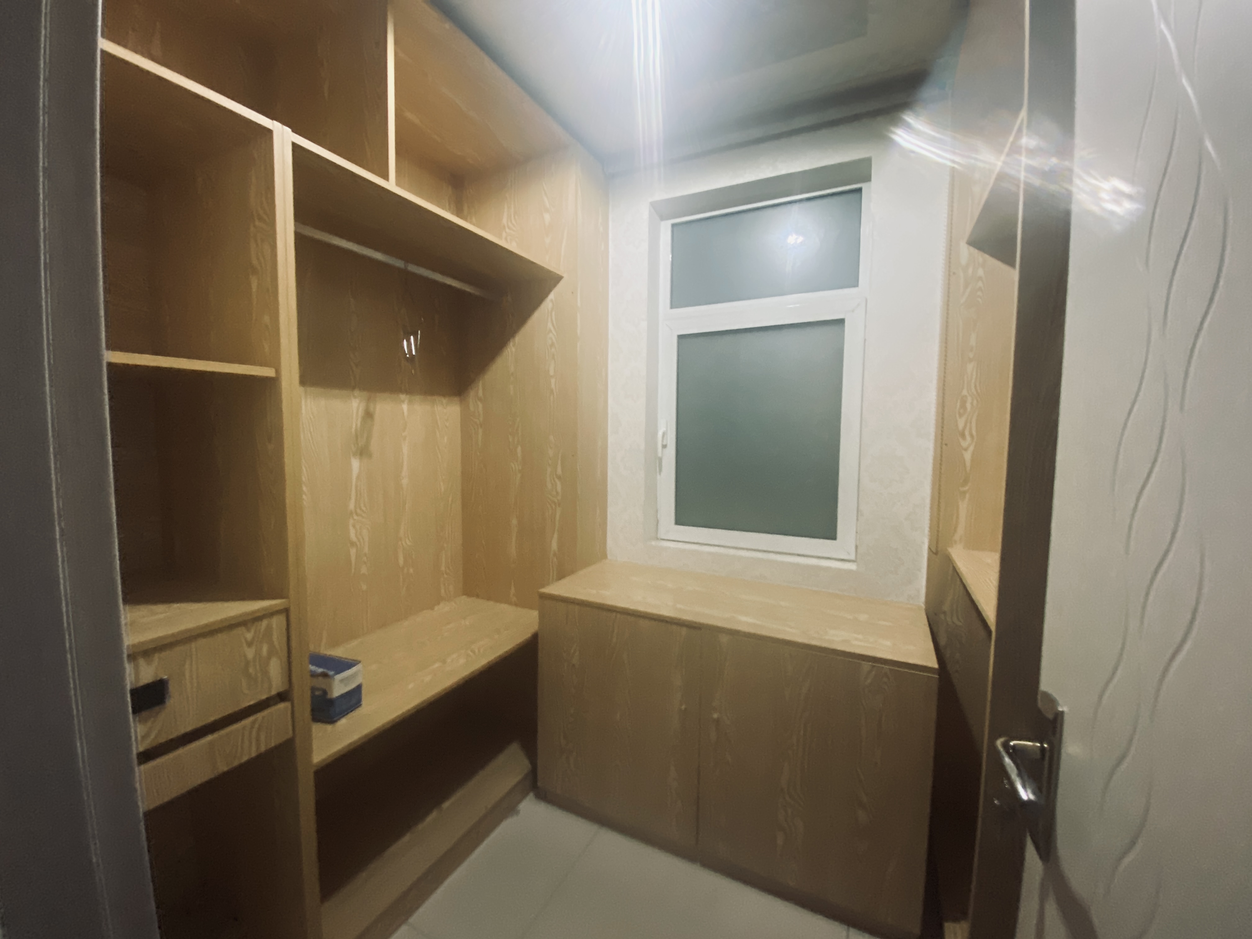 奥林匹克花园B区 随时看房·